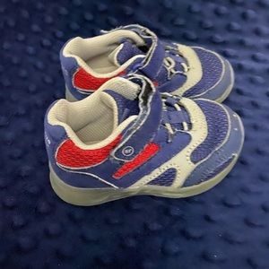 Stride rite surprize shoes size 6